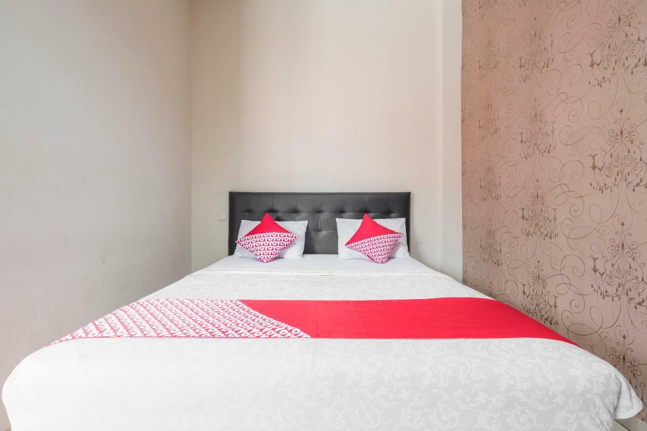 Hotel Astra Novilia Makassar Dış mekan fotoğraf